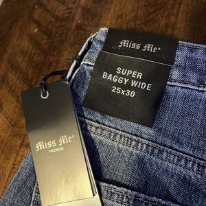 Miss Me Super Baggy Wide Jeans in Blue